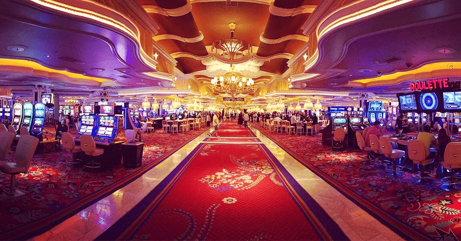 The Giant of the South Plains: Inside the World`s Largest Casino